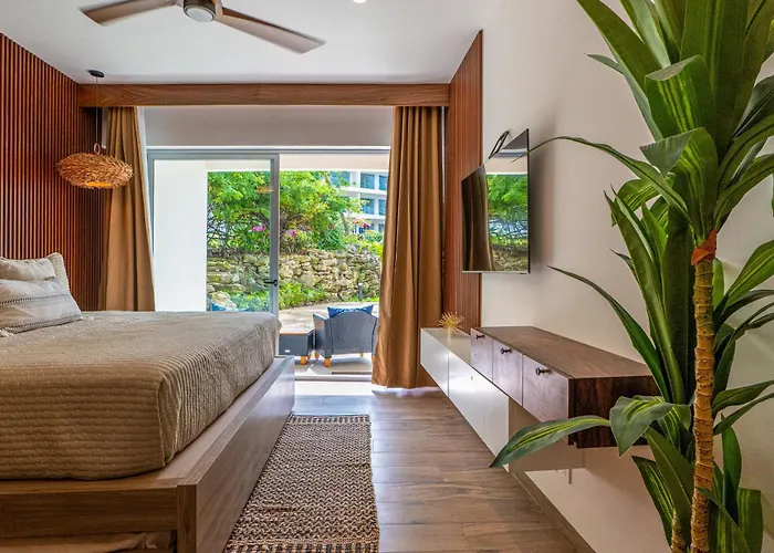 Wooden Retreat Hotel *